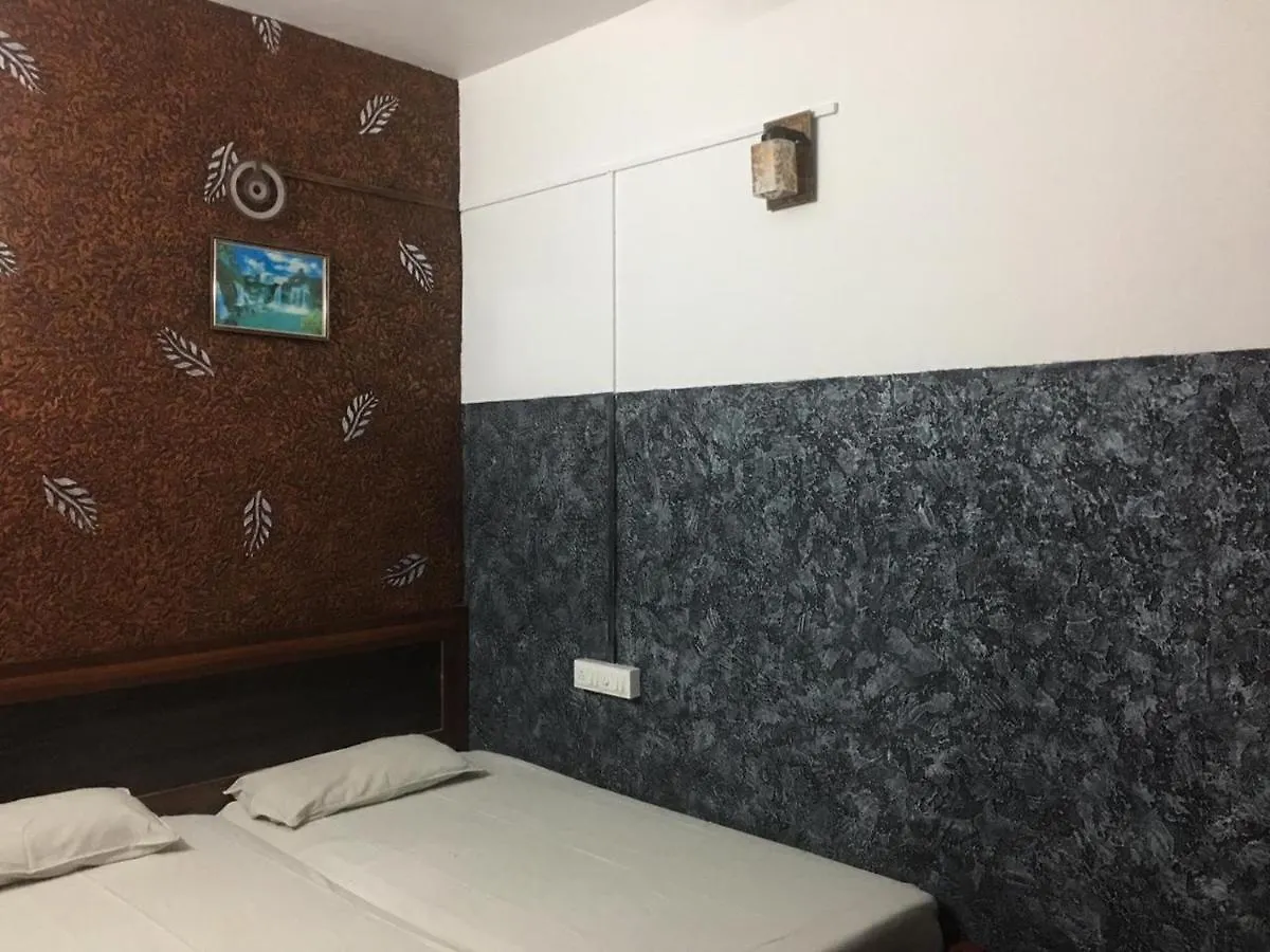 Kvm Tourist Home Palakkad Jaktstuga